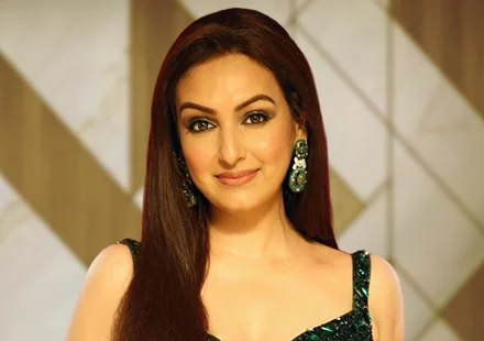 Bollywood Celebrity Speaking about T-Series StageWorks Academy - Akriti Kakkar