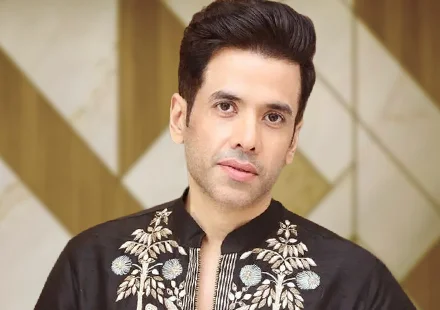 Bollywood Celebrity Speaking about T-Series StageWorks Academy - Tushar Kapoor