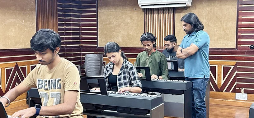 T-Series StageWorks Academy Faridabad - Piano H